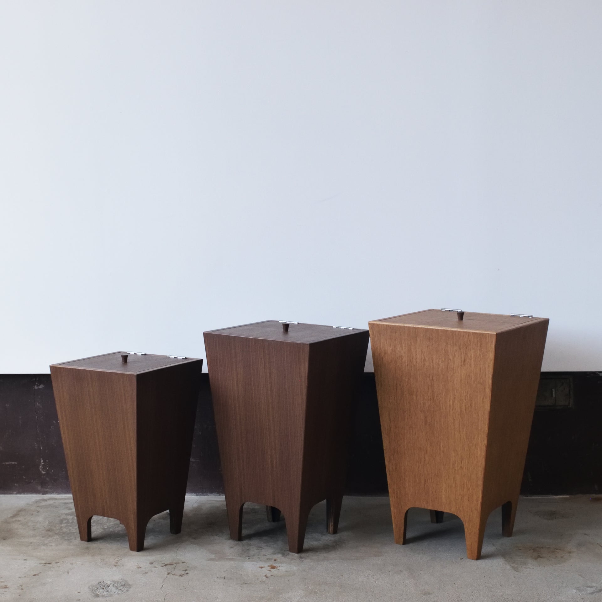 dustbox JOJI 手書きサイン入りフレーム dust box/frame – pepperroom furniture