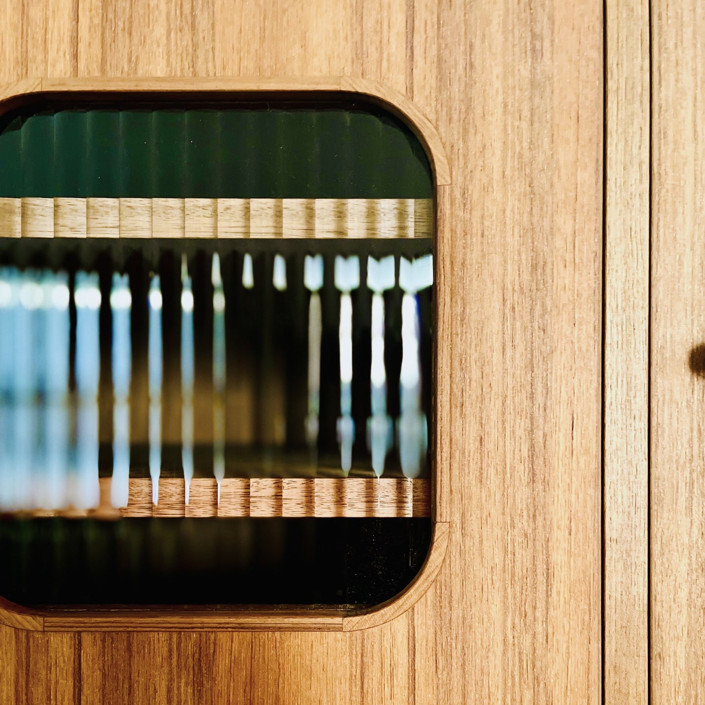 リビングボード