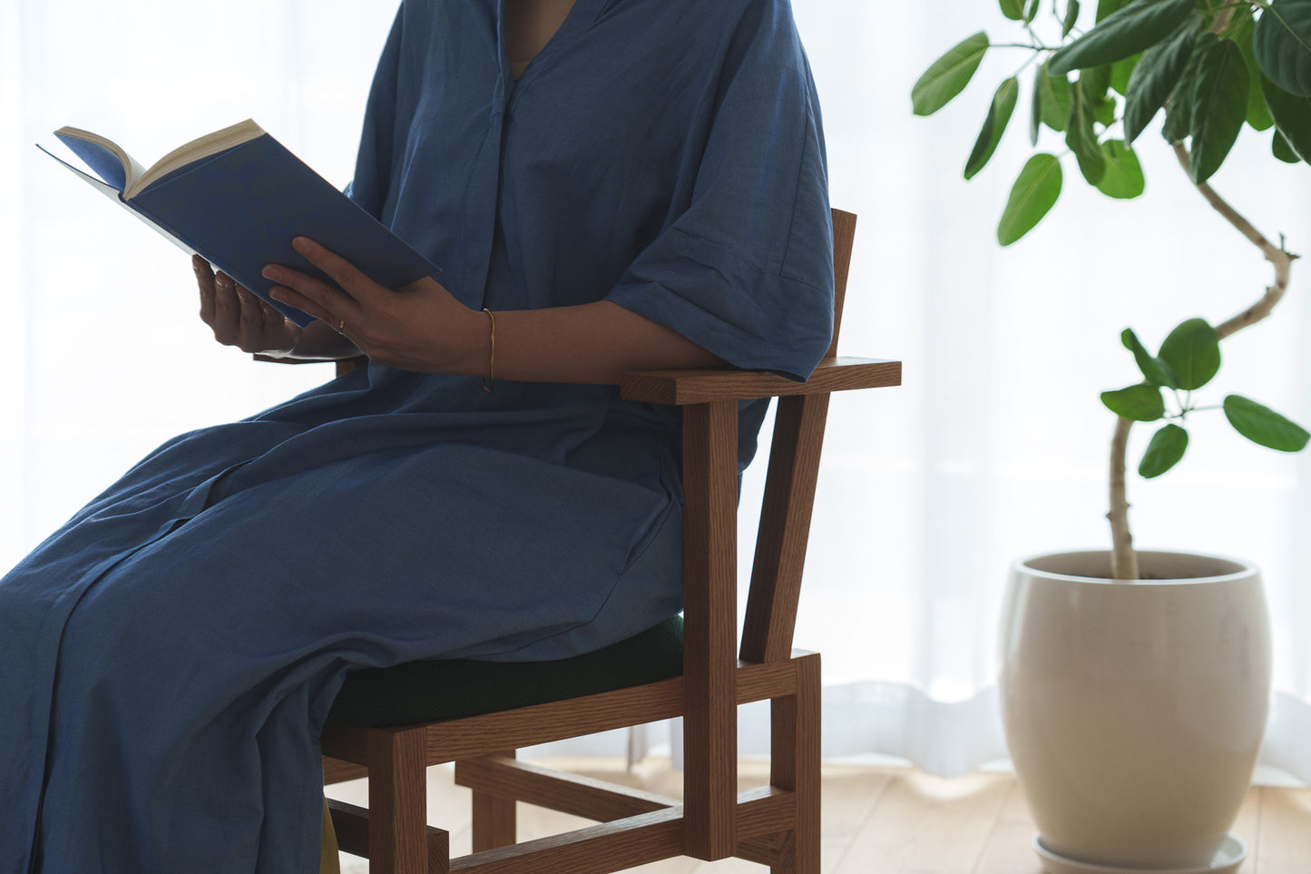SD01 / Yoh Arm Chair